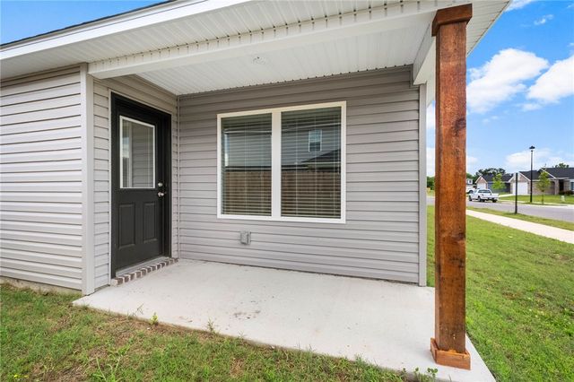 2514 E Meramec Street, Fayetteville, AR 72701