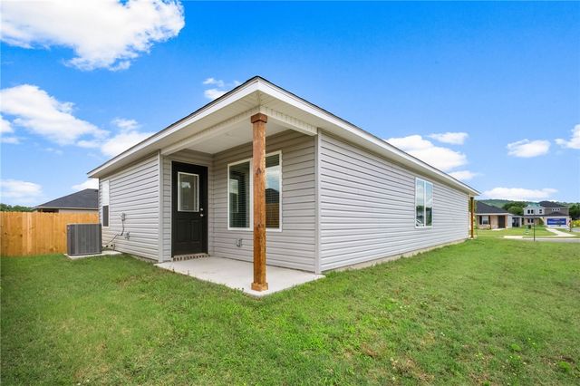 2514 E Meramec Street, Fayetteville, AR 72701