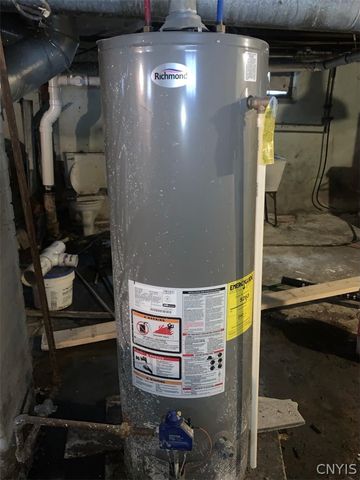 105 Eloise, Syracuse, NY 13207