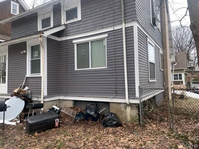 105 Eloise, Syracuse, NY 13207