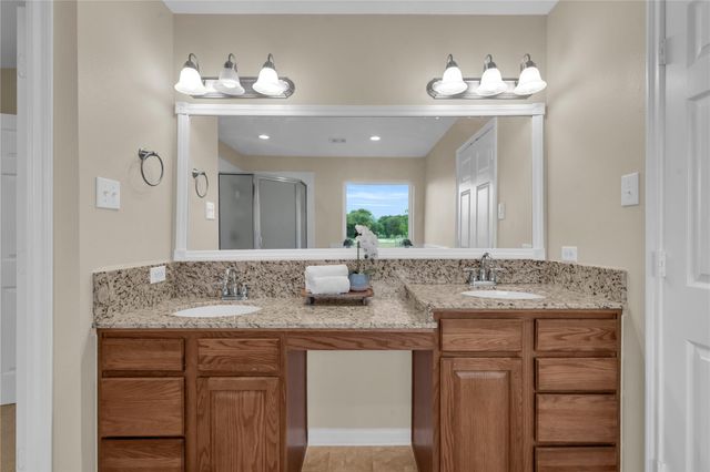 11004 Mlcak Road, Sealy, TX 77474