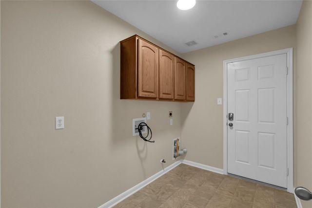 11004 Mlcak Road, Sealy, TX 77474