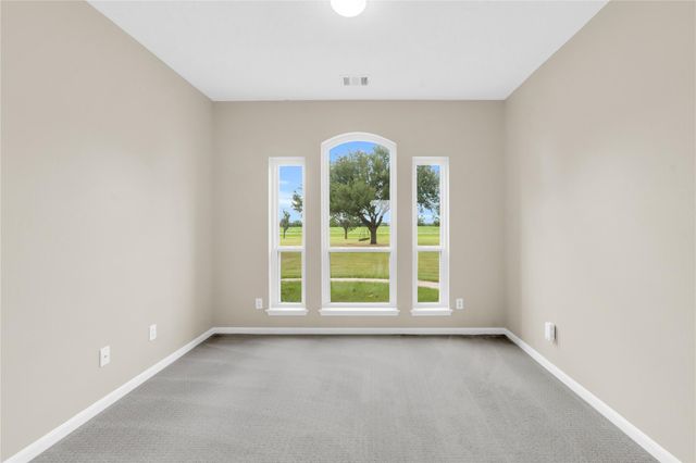 11004 Mlcak Road, Sealy, TX 77474