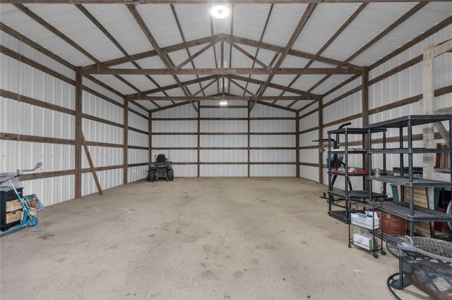 11004 Mlcak Road, Sealy, TX 77474