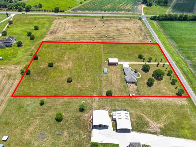 11004 Mlcak Road, Sealy, TX 77474