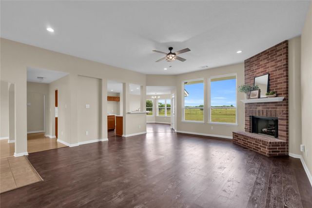 11004 Mlcak Road, Sealy, TX 77474