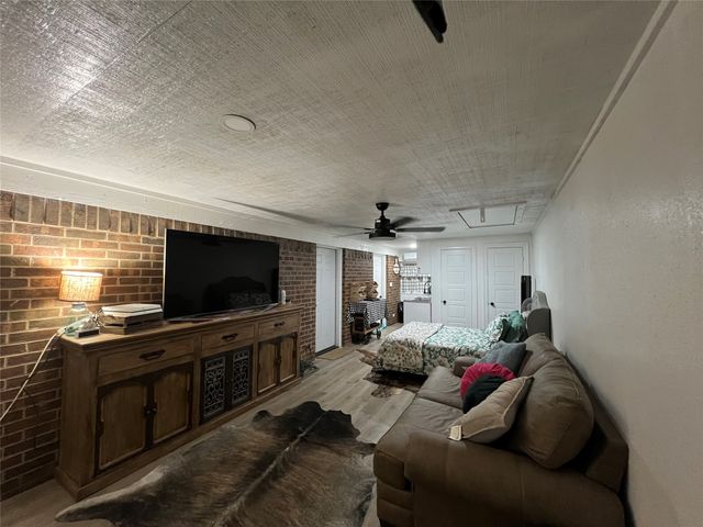 200 33rd Street, Mineral Wells, TX 76067