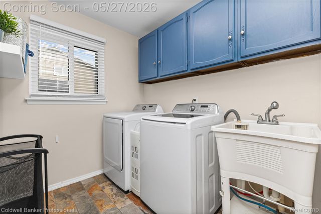 21450 Virginia Street, Southfield, MI 48076