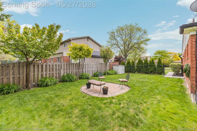 21450 Virginia Street, Southfield, MI 48076