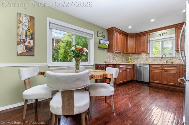 21450 Virginia Street, Southfield, MI 48076