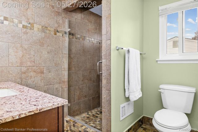 21450 Virginia Street, Southfield, MI 48076