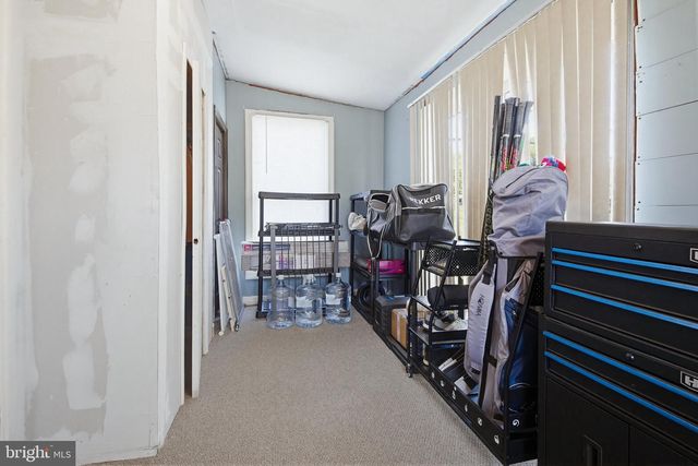 713 KINDERHOOK RD, Columbia, PA 17512