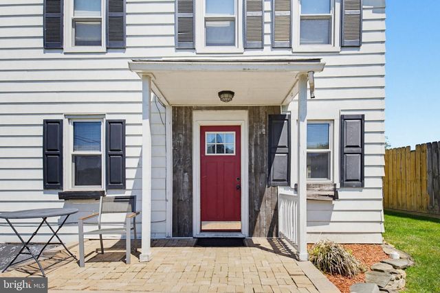 713 KINDERHOOK RD, Columbia, PA 17512