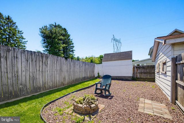 713 KINDERHOOK RD, Columbia, PA 17512