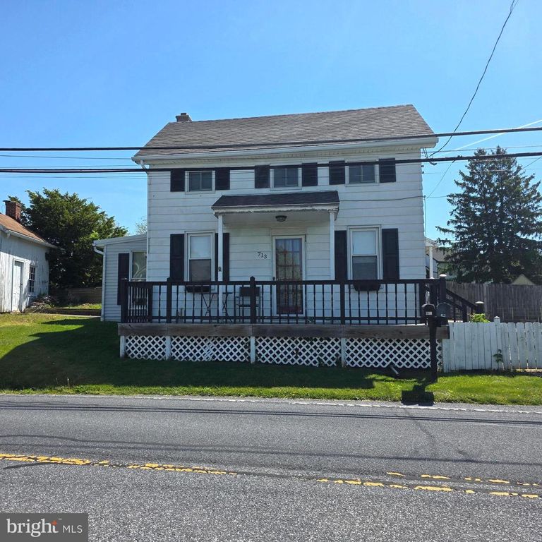 713 KINDERHOOK RD, Columbia, PA 17512