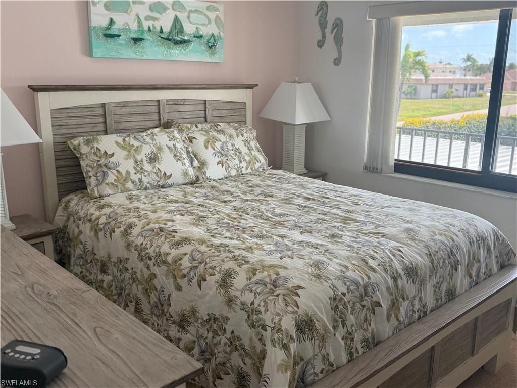 Image 11 of property listing at 3803 11th PL 1210, Cape Coral, FL 33904