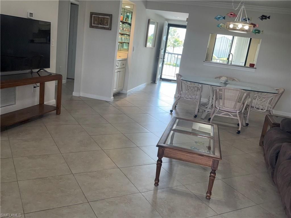 Image 20 of property listing at 3803 11th PL 1210, Cape Coral, FL 33904