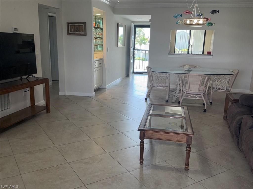 Image 7 of property listing at 3803 11th PL 1210, Cape Coral, FL 33904
