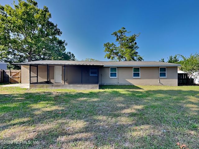 2816 COMMANCHE Avenue, Orange Park, FL 32065
