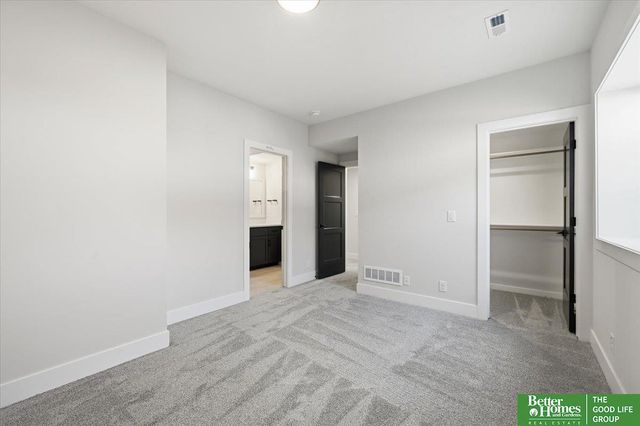11003 S 100th Street, Papillion, NE 68046