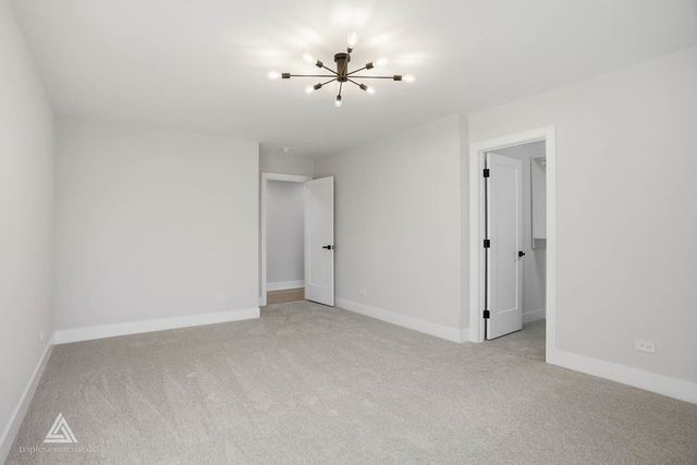 500 N Fairview Avenue, Mount Prospect, IL 60056