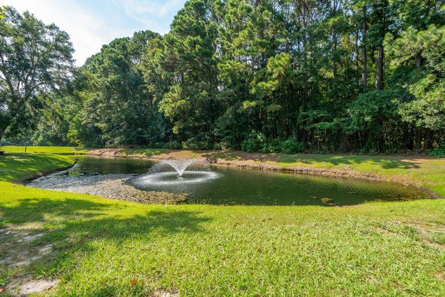 1300 Park West Boulevard 811, Mount Pleasant, SC 29466