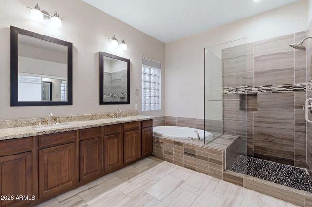 5571 E Via Montoya Drive, Phoenix, AZ 85054