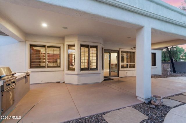 5571 E Via Montoya Drive, Phoenix, AZ 85054