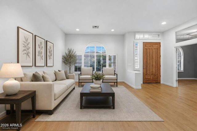 5571 E Via Montoya Drive, Phoenix, AZ 85054