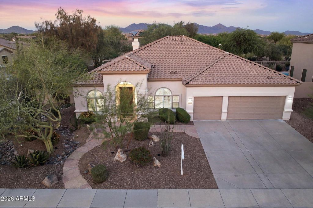 5571 E Via Montoya Drive, Phoenix, AZ 85054
