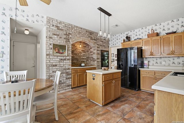 1115 Baybrook, San Antonio, TX 78253
