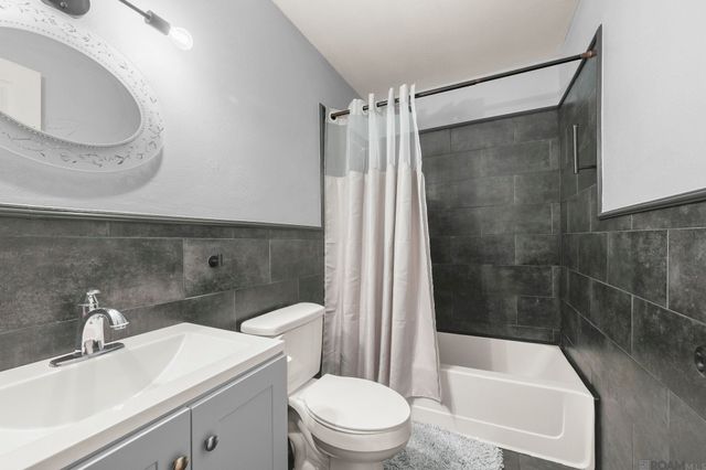 22325 Sutter Ln, Zachary, LA 70791