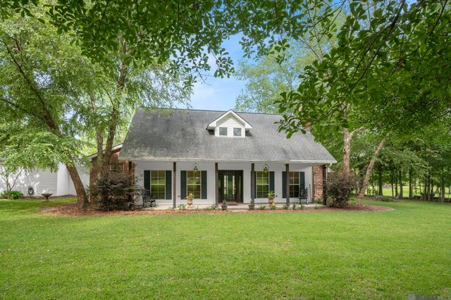 22325 Sutter Ln, Zachary, LA 70791