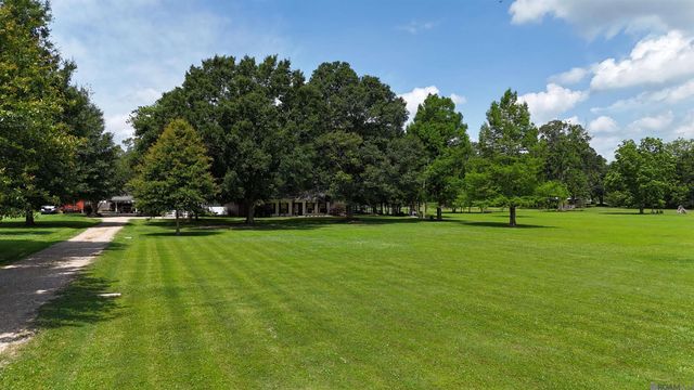 22325 Sutter Ln, Zachary, LA 70791