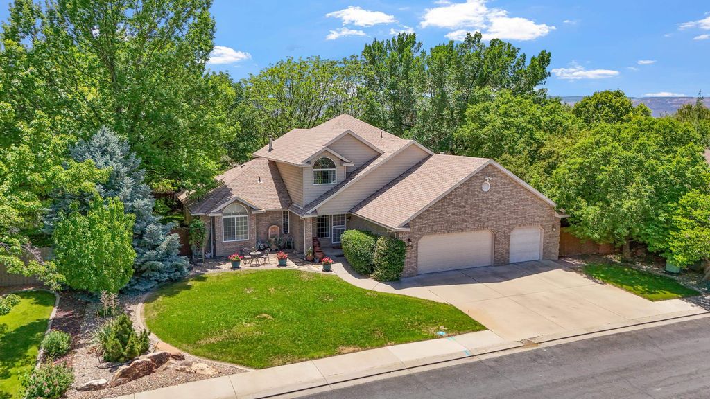2545 Moonridge Drive, Grand Junction, CO 81505
