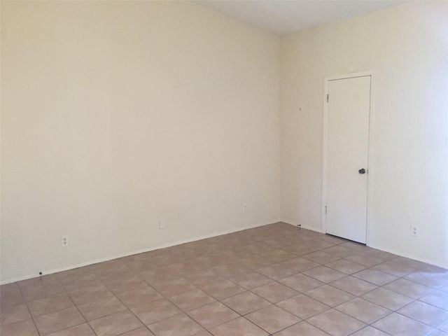 630 Maiden LN H, Austin, TX 78705