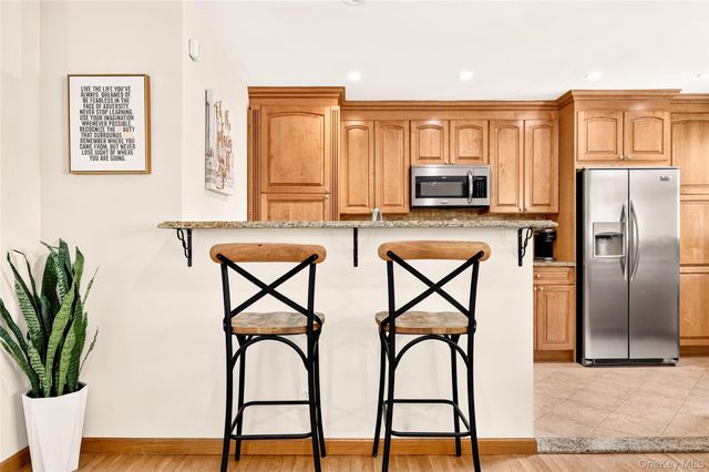 19950 21st Avenue 1158, Whitestone, NY 11357