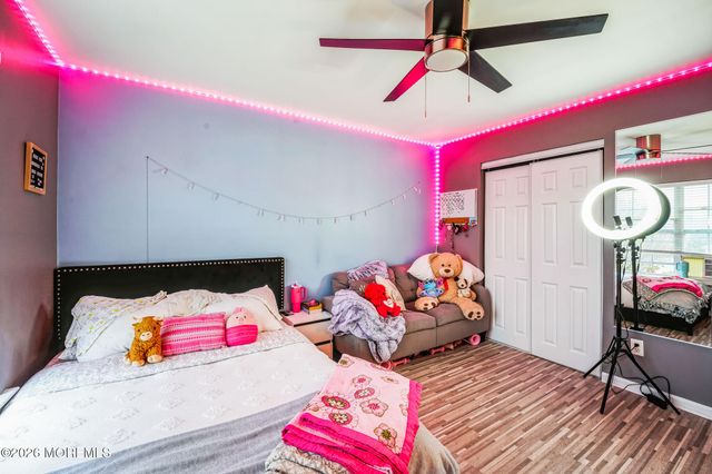 27 Lena Court, Berkeley, NJ 08721