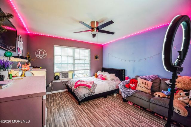 27 Lena Court, Berkeley, NJ 08721