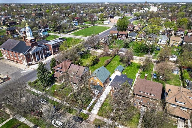 2534 Lamothe Street, Detroit, MI 48206
