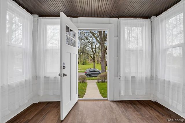 2534 Lamothe Street, Detroit, MI 48206