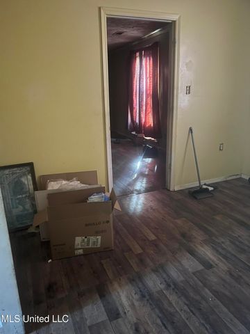 1012 Terrace Avenue, Jackson, MS 39209