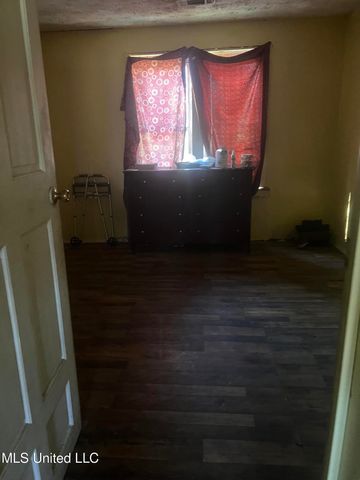 1012 Terrace Avenue, Jackson, MS 39209