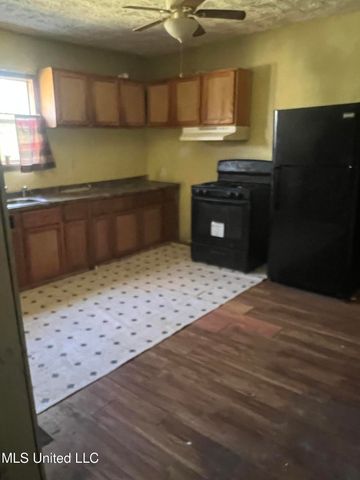 1012 Terrace Avenue, Jackson, MS 39209