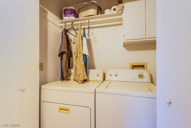 6533 Pinon Pine Way, Las Vegas, NV 89108