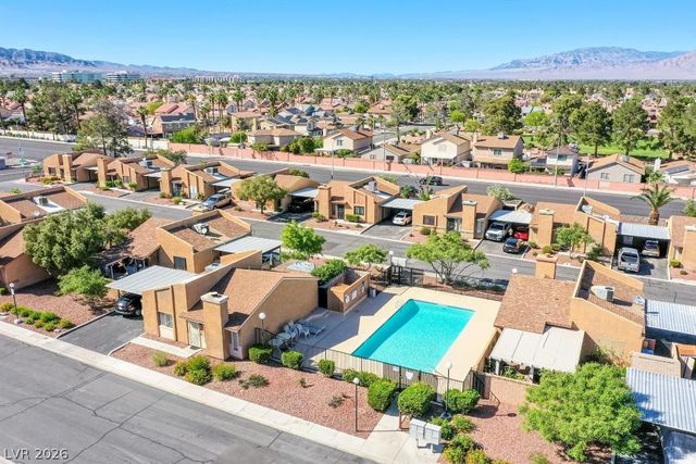 6533 Pinon Pine Way, Las Vegas, NV 89108