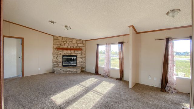 9345 Diamond Avenue, Kaufman, TX 75142