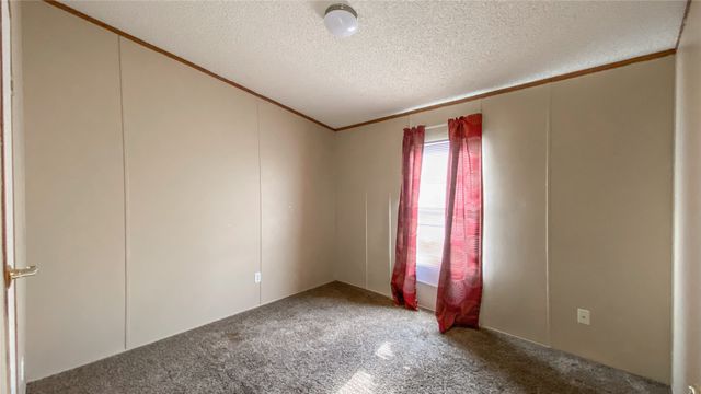 9345 Diamond Avenue, Kaufman, TX 75142