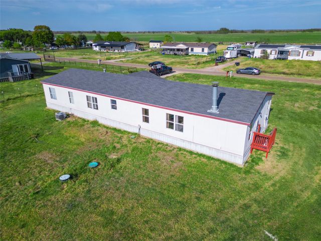 9345 Diamond Avenue, Kaufman, TX 75142