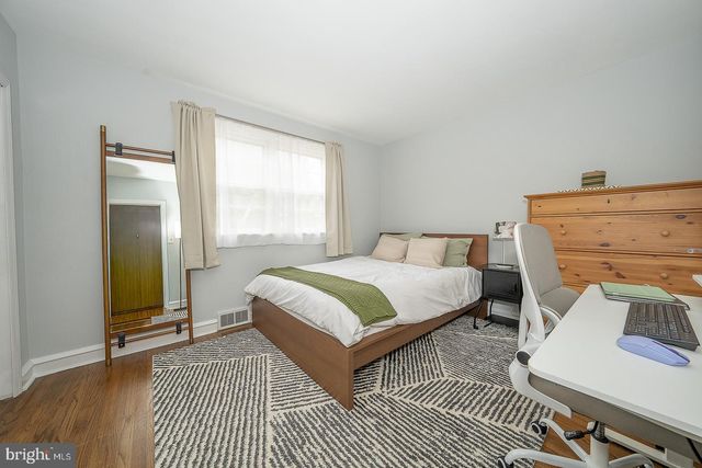 415 SCHOOL LN, Wayne, PA 19087
